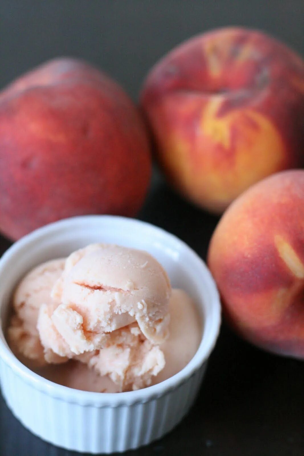 Honey peach. Йогурт с персиком. Мороженое Apple Fruit. Frozen Peach. Frozen Apricot.
