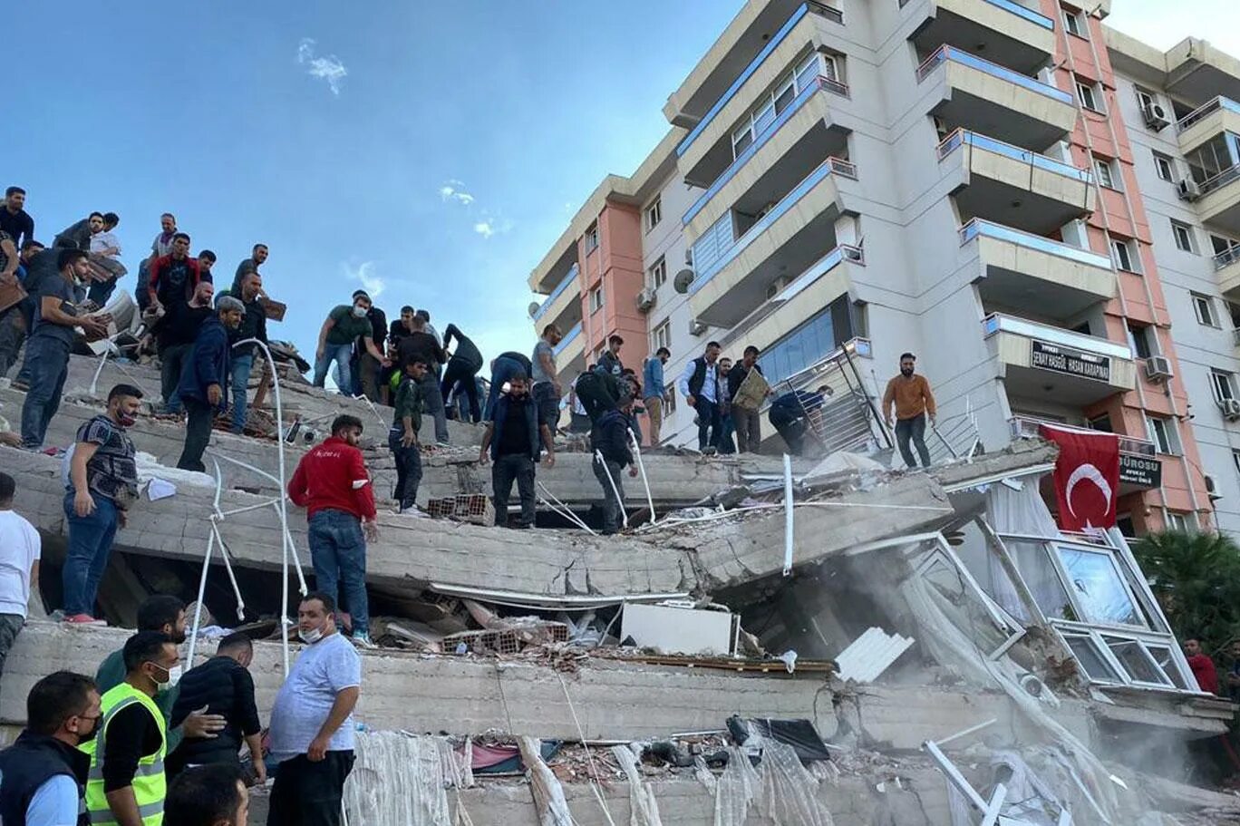 Измир Турция землетрясение 2020. Землетрясение в Измире 2020. Измир Турция землетрясение 1999. Турция после 1