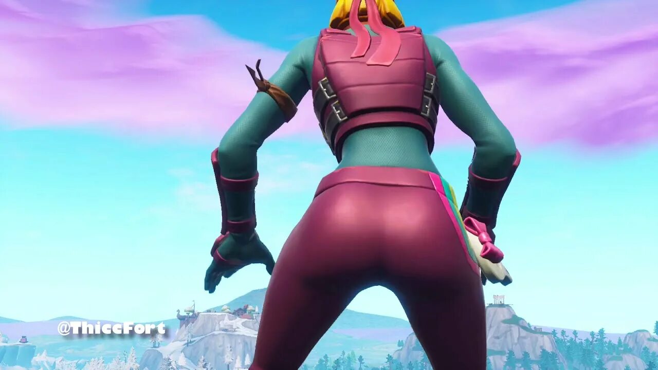 Обновление фортнайт 28.30. ФОРТНАЙТ thicc. ФОРТНАЙТ Kyra thicc. Thicc Fortnite Skins.