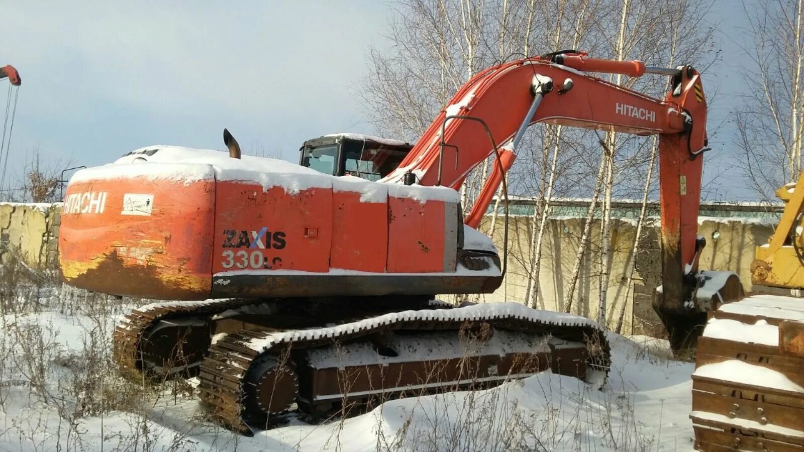 Купить экскаватор 330. Хитачи zx330. Экскаватор Hitachi zx330. Экскаватор Hitachi zx330lc-3. Гусеничный экскаватор Hitachi 330.