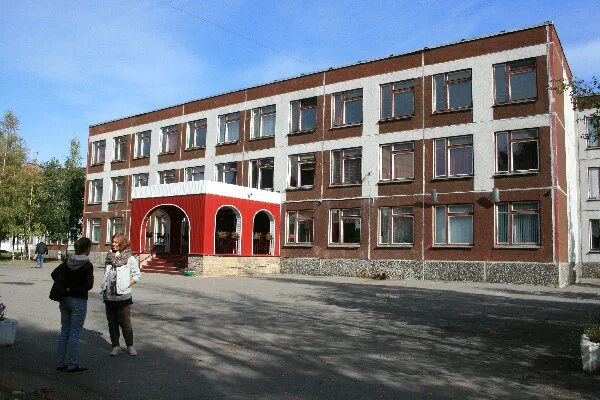 Школа 6 кингисепп. Школа 4 кингисепп. Школа 3 кингисепп. Кингисепп школа 1. Кингисепп школа 1.