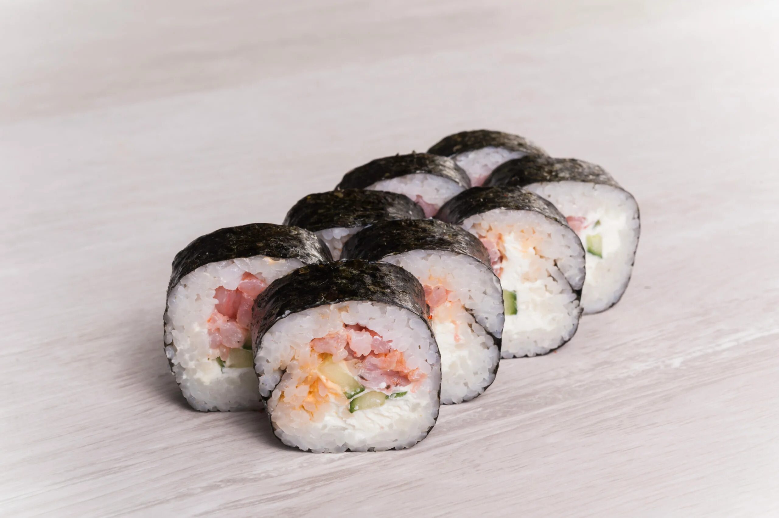 Суши клаб меню. Доставка роллов никольское. Ebi susi. Суши в никольском. Суши в панировке с майонезной шапочкой.