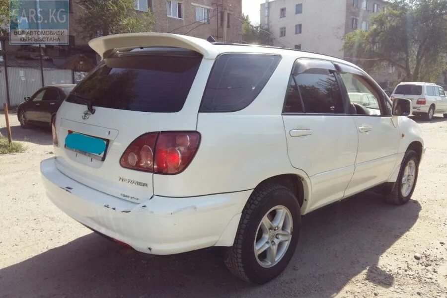 Toyota harrier 2000 год. Toyota Harrier 2000. Тойота Харриер 2000 белый. Белый перламутр Тойота Харриер 2000. Тойота Харриер белый жемчуг 2001.