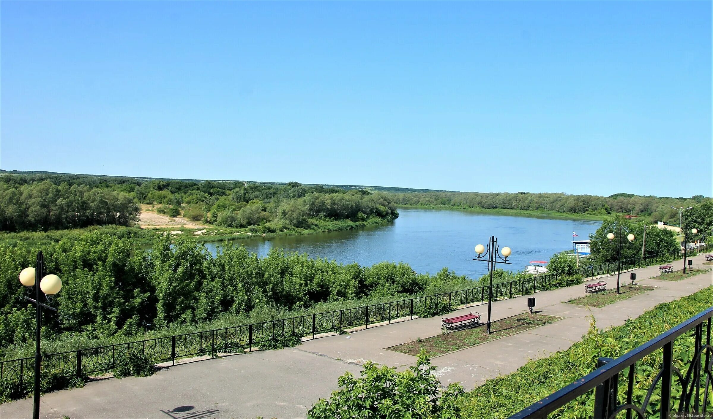 Памятники в шолоховском районе. Посёлок шолоховский ростовская. Памятники в вешенской станице. Посёлок шолоховский ростовская область белокалитвинский. Посёлок шолоховский ростовская.