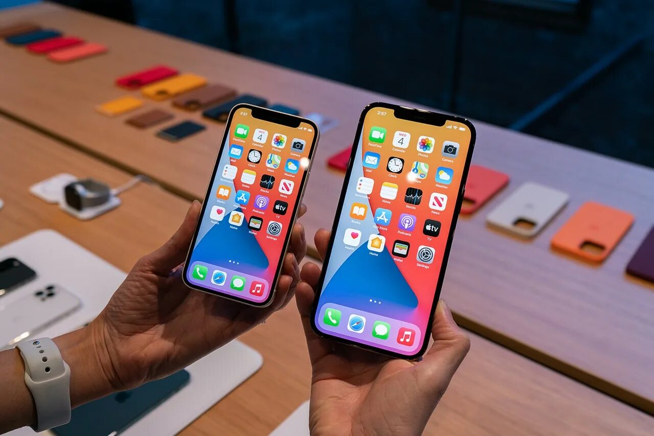 Iphone 13 pro max grey. Iphone 12 pro max 128gb. Iphone 13 распаковка. Apple iphone 13 pro. Айфон 12 про стоит ли покупать 2024.