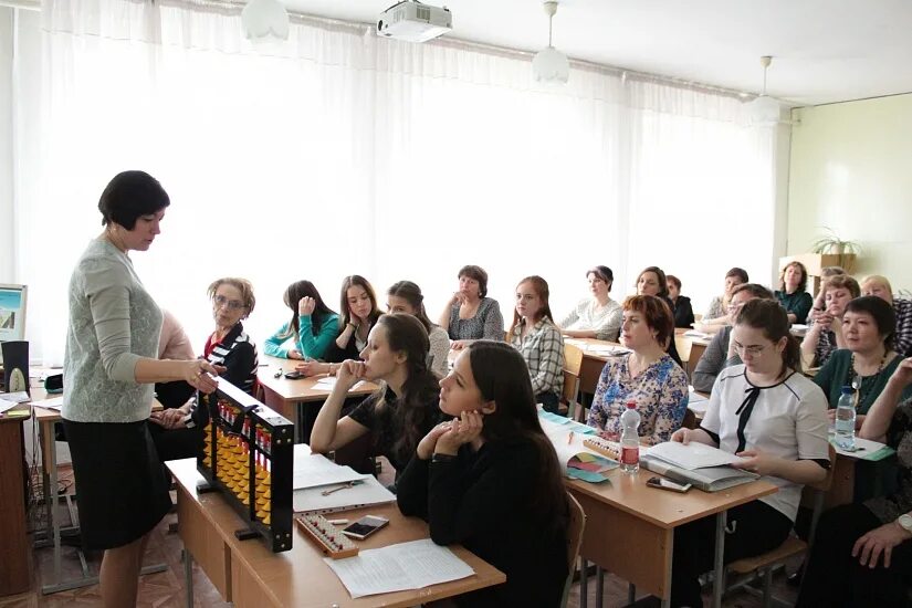 Студент геологоразведочного колледжа миасс. Машиностроительный колледж на автозаводе миасс. Колледжи миасса после 9 класса. Миасс педагогическое училище. Миасский геологоразведочный техникум выпускники.