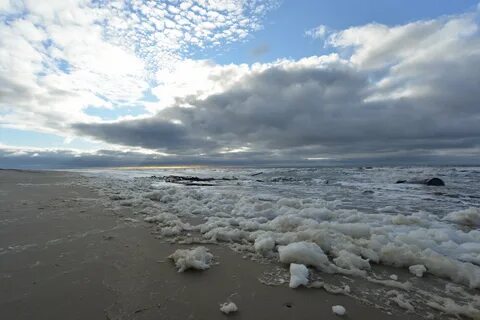 Остров в восточно сибирском море 4 буквы
