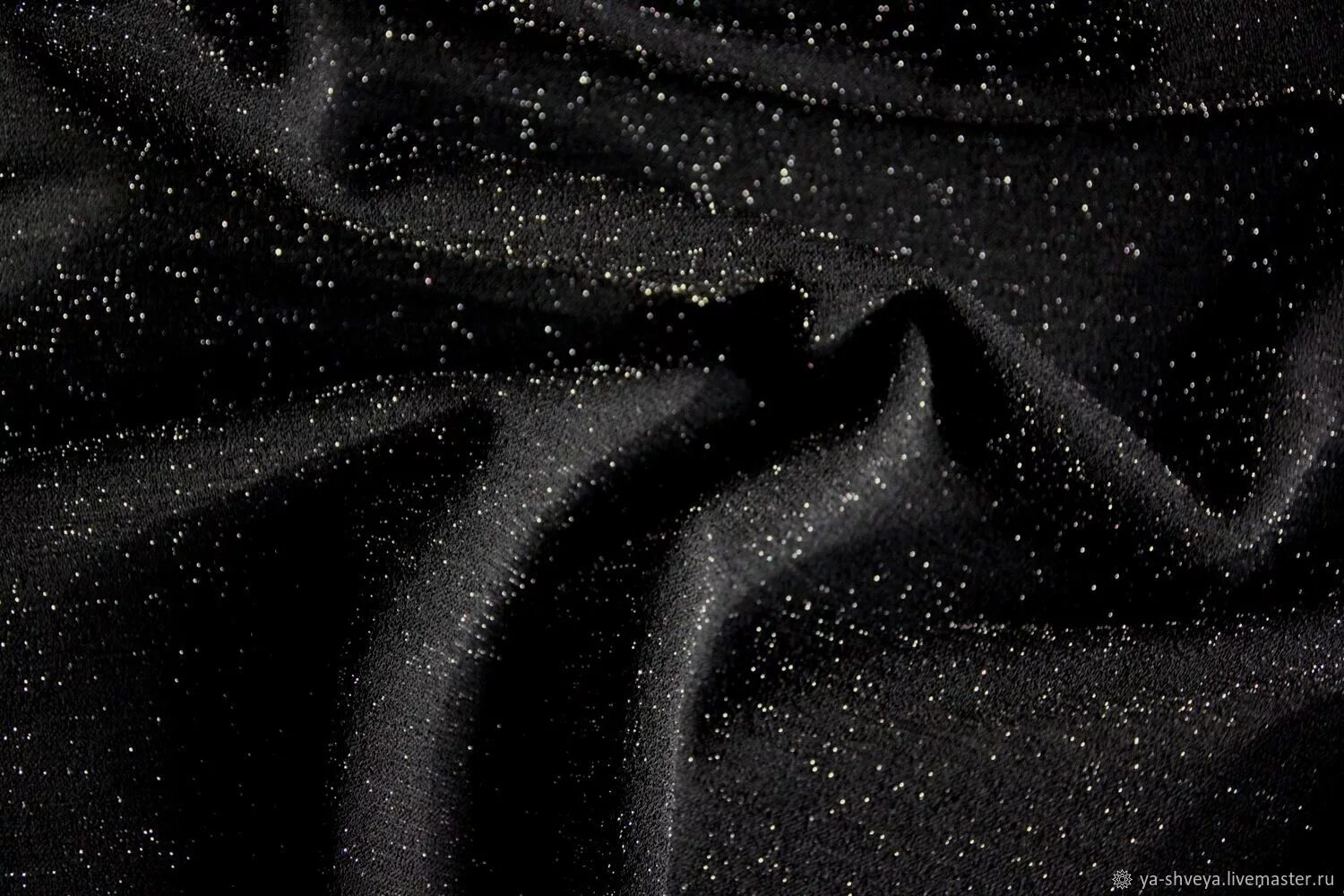 Блестящий трикотаж ткань. Серебристая ткань. Ткань с блестящей поверхностью. Блестящий трикотаж. Ткань дубайский люрекс.