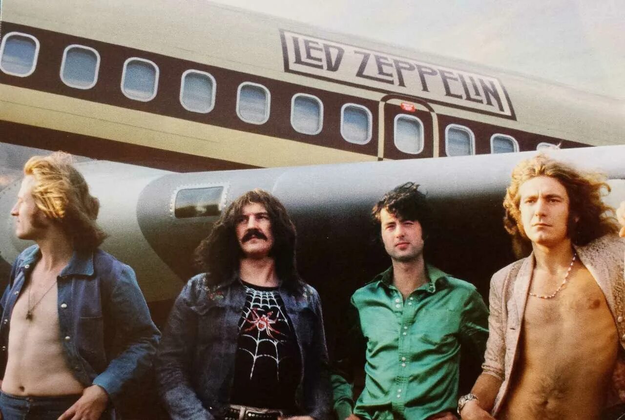 Группа самолет отзывы. Группа led Zeppelin. Рок группа лед Зеппелин. Группа led Zeppelin poster. Led Zeppelin 70е.