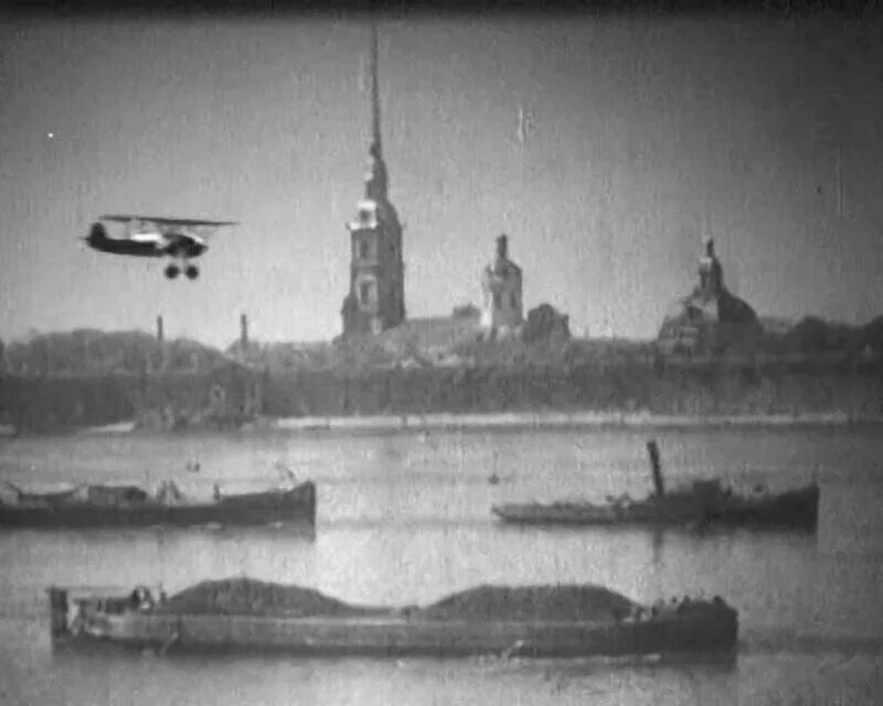 Чкалов под каким мостом. Валерий чкалов пролетел под мостом. чкалов пролетел под троицким мостом. троицкий мост и полет чкалова. валерий чкалов полет под мостом.
