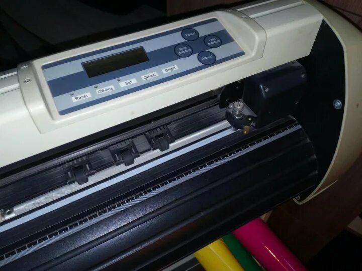 Плоттер zeoncut. Плоттер zeoncut 720. режущий плоттер zeoncut pro-720 servo,. zeoncut pro-720.
