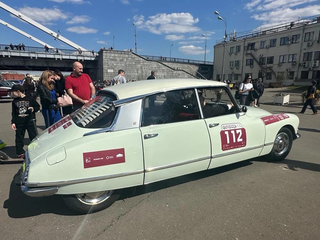 Ретро ралли москва август 2023. Ретро ралли 2024. Выставка ретро автомобилей 2023 москва. Ретро ралли. Ретро ралли 2024 москва.