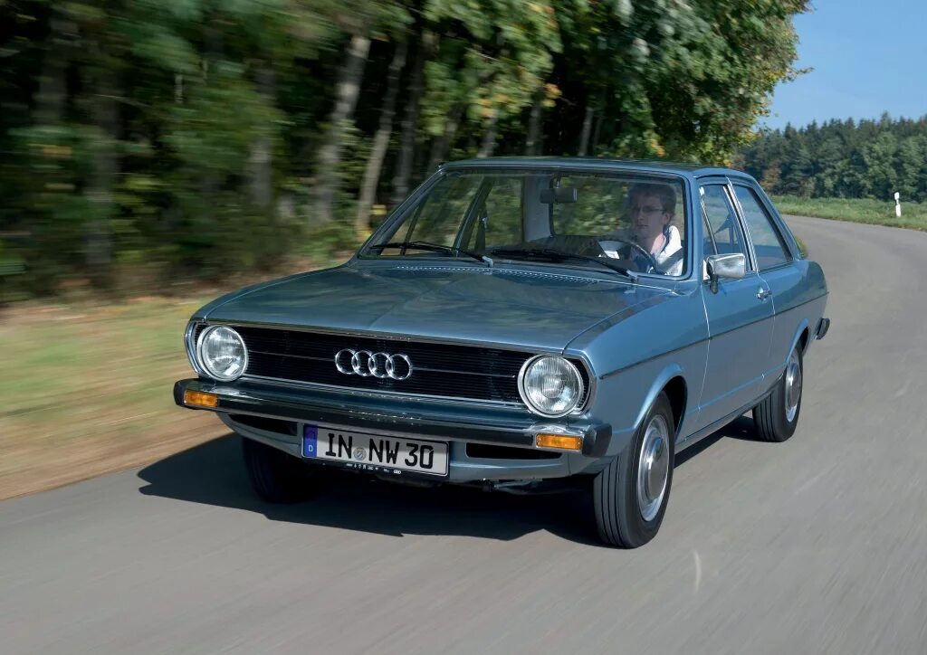 Ауди первого поколения. Audi 80 b1. Ауди 80 б1. Audi 80 1972. Ауди 80 б1 купе.