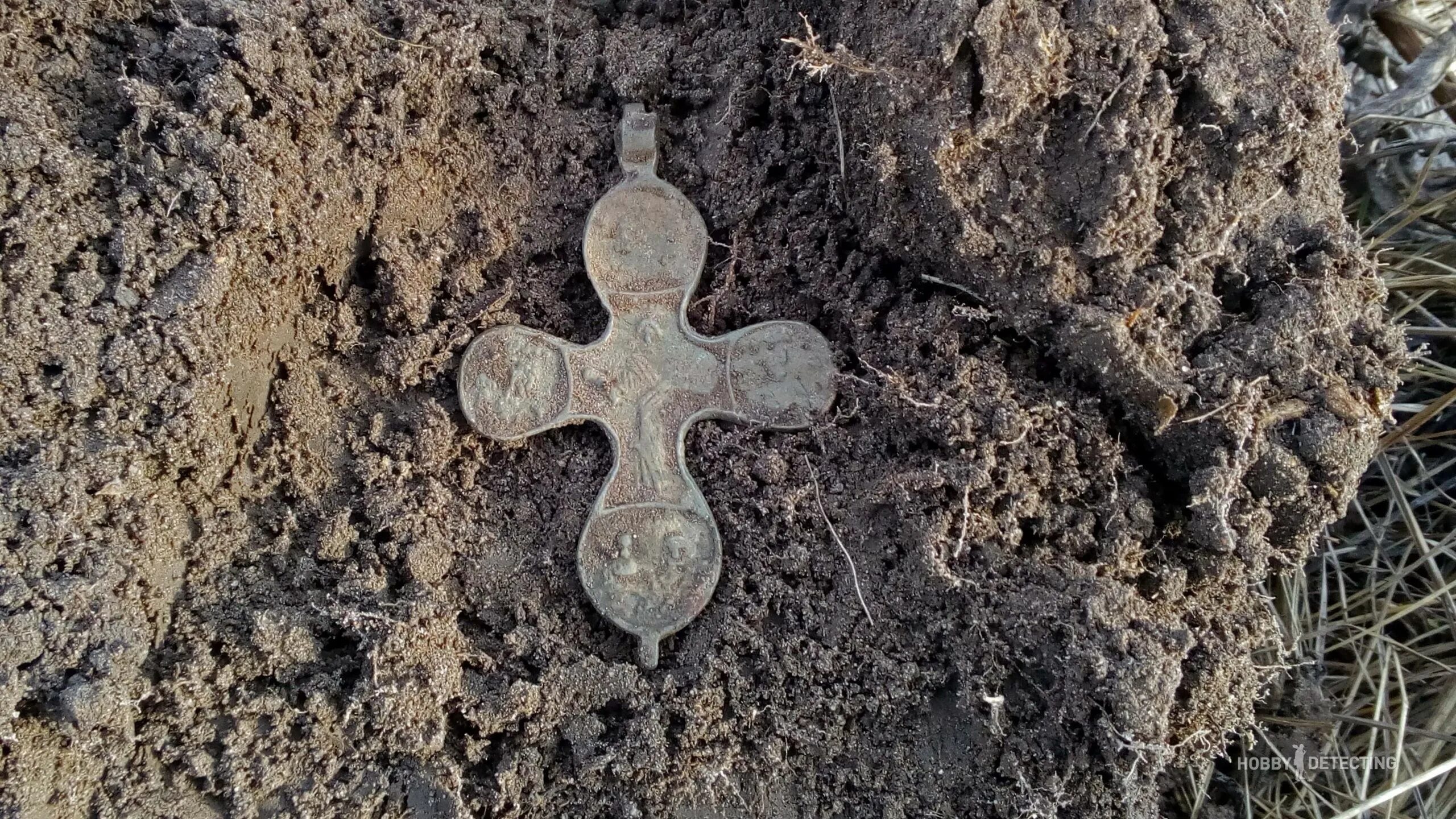 крестик иконка. включи крестов. розовый крест на прозрачном фоне. большой деревянный крест. включи крестов.