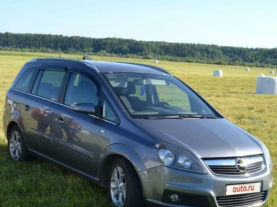 Опель зафира 1. Опель зафира дизель механика. Зафира б 2014. Opel zafira 2008 рестайлинг. Opel zafira 2008.