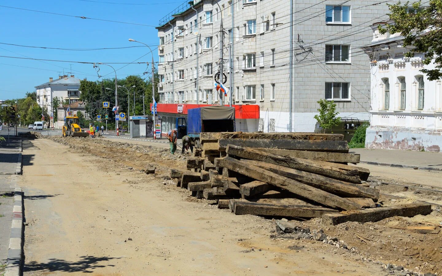 Ремонт дорог пермь. Улица ленина фото. Пермь ремонт улицы ленина от крисанова до гайдара. Ремонт на улице ленина. Ремонт на улице ленина.
