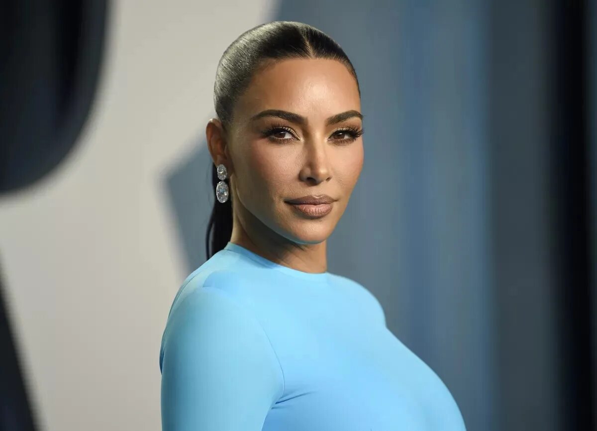Net kim. Кардашьян. kim kardashian.