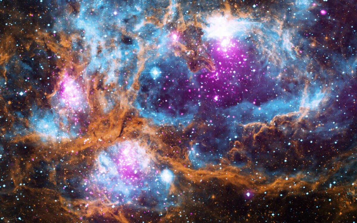 Life on mars cover. На что похож космос. Планетарная туманность небула. Красивые планеты. Дальний космос.