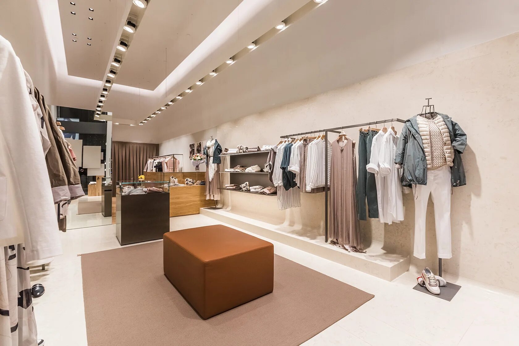 Дешевые магазины одежды в воронеже. Магазин одежды воронеж. Магазин peserico. Магазин одежды фиилз. Магазин уличной одежды липецк.