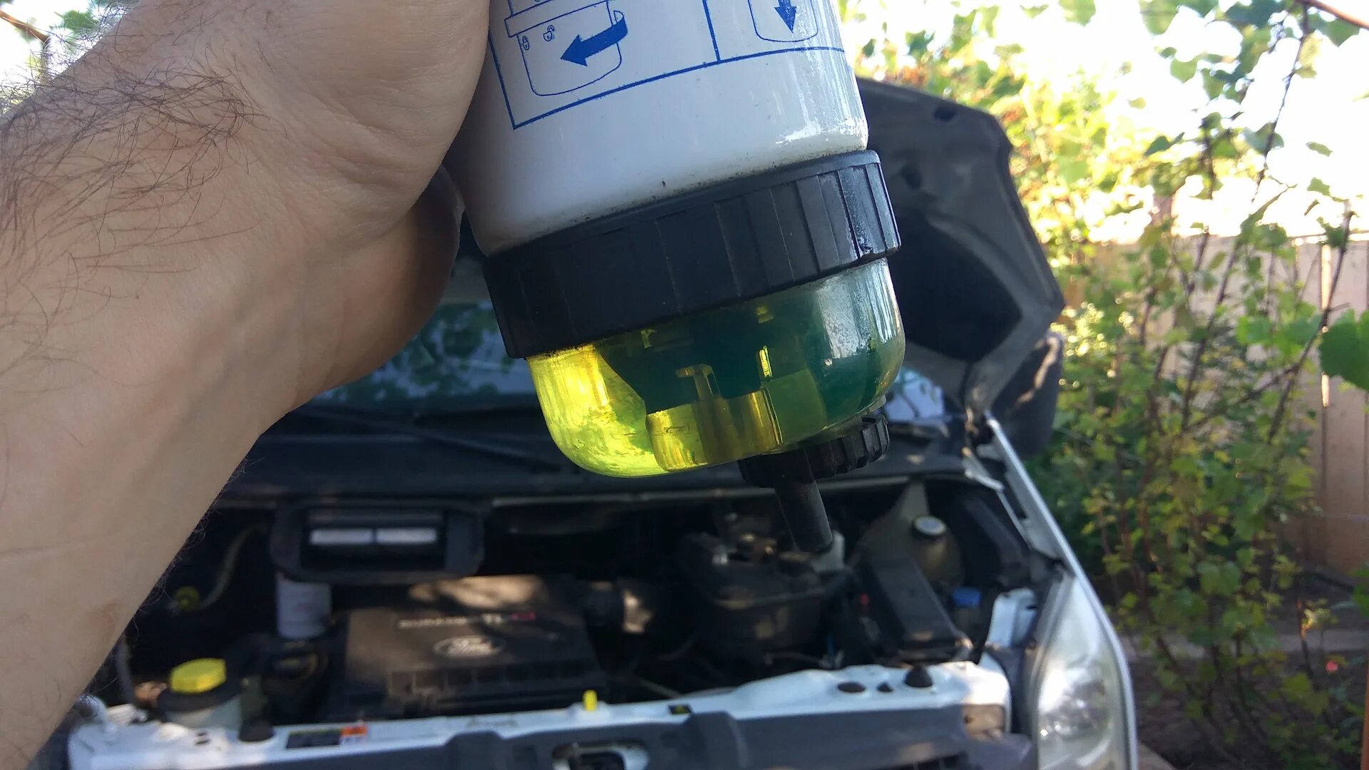 Частая причина подсоса воздуха на Ford Transit 2.0, 2.4