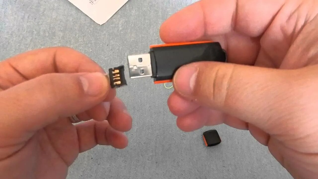 Открыть телефоне usb. Самодельный переходник для SD флешки. Флеш накопители со штекером USB Mini BM. OTG переходник с крышкой. Самодельный переходник для mms флешка.