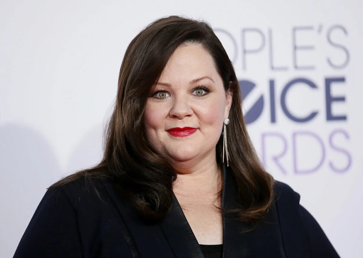 Актриса мелиса. Актриса мелиса. Мелис сезен гюльджемаль. Melissa mccarthy. Актриса мелиса.