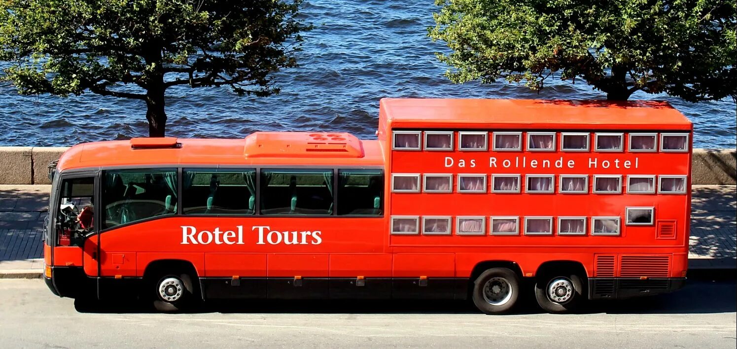 Rotel tours автобус. Отель из автобуса. Neoplan 122 автодом. Автобус гостиница 6. Ротель rotel tours.