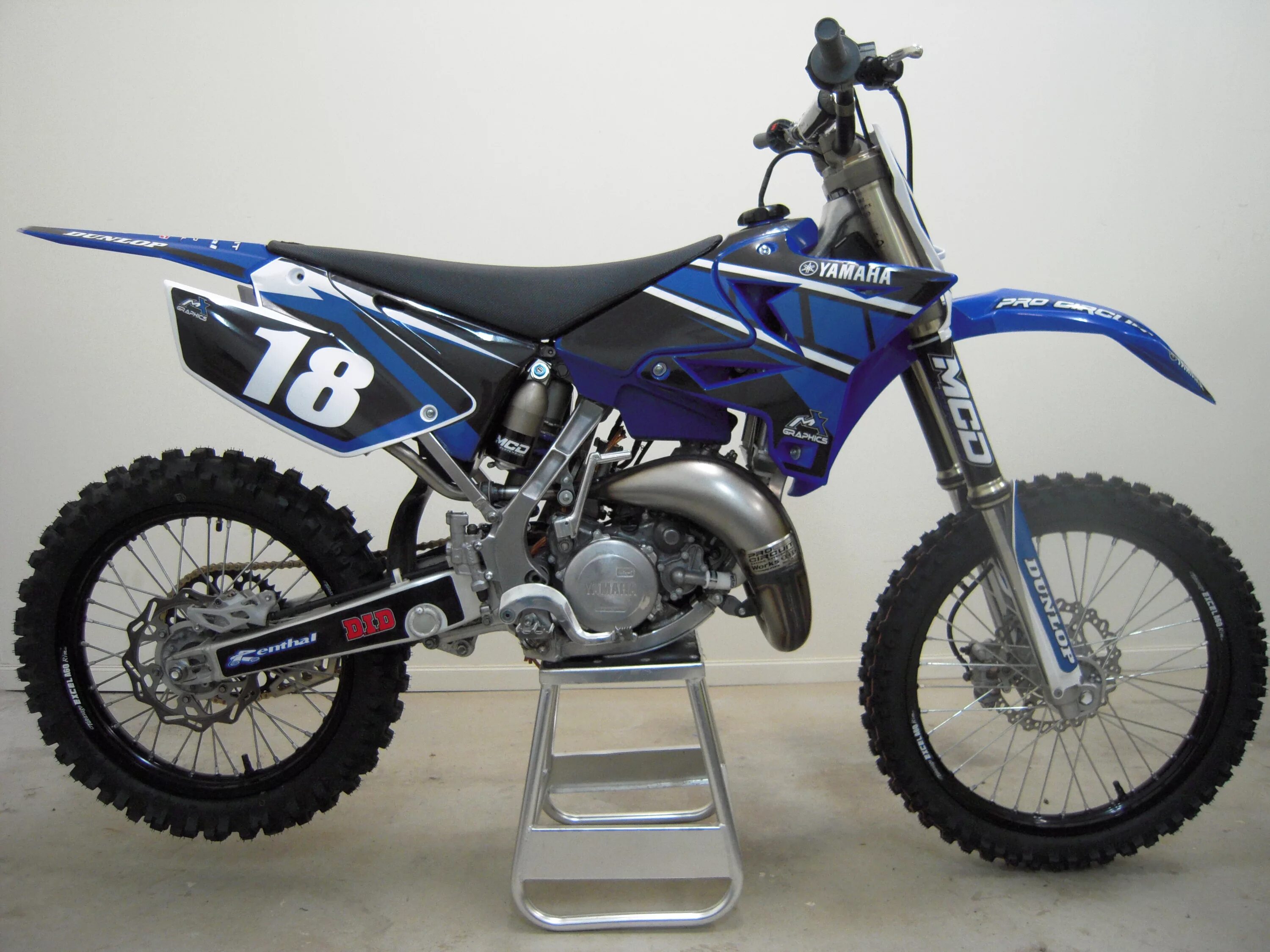 Yamaha YZ 125 2008. Yamaha YZ 125 2009. Ямаха YZ 125. Yamaha yz125 cc. Питбайк эндуро 125 кубов