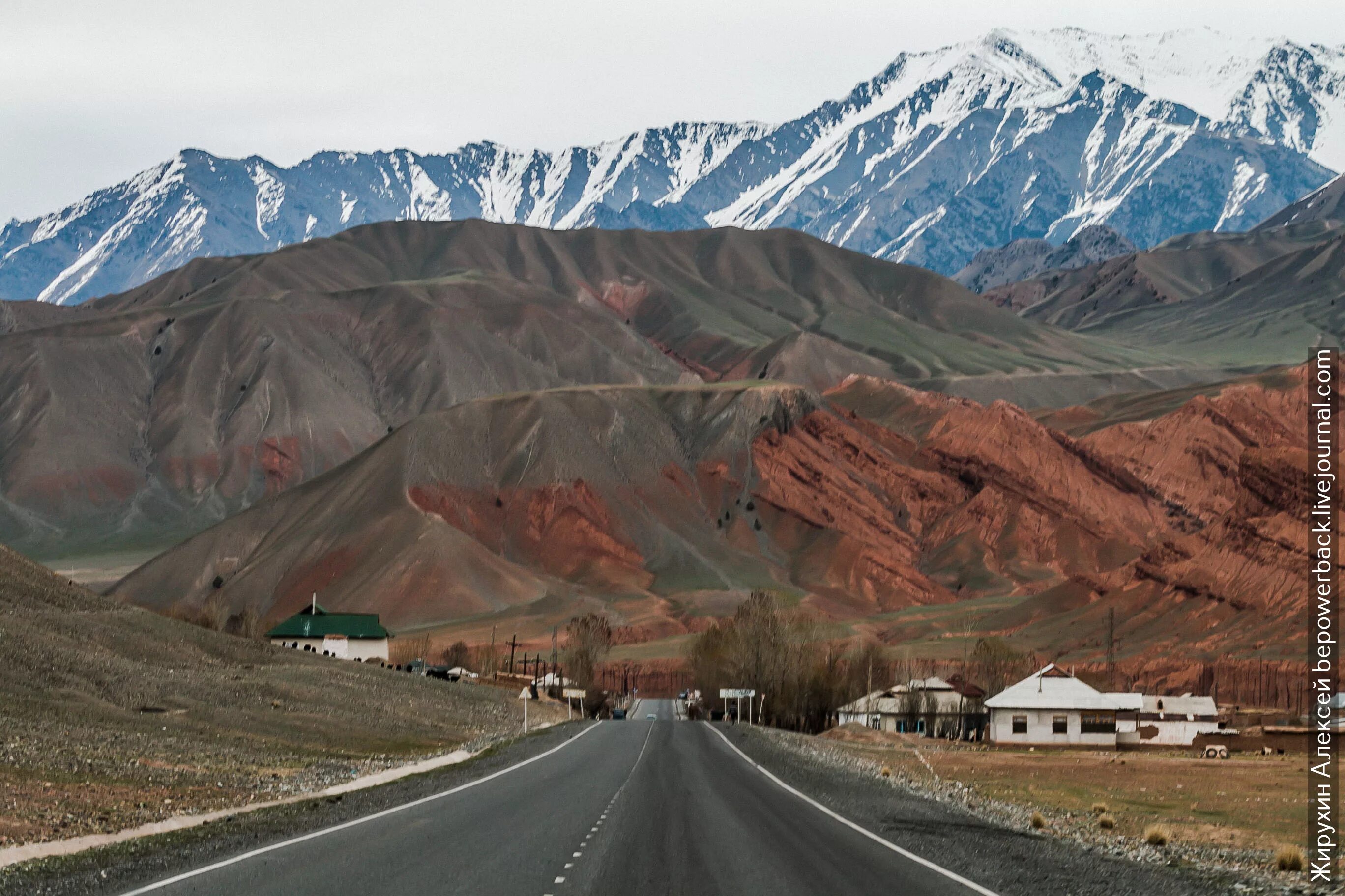 Без регистрации в киргизии. Таджикистан Иссык-Куль. Кишлаки Киргизии. Киргизия перевал Иссык-Ата. Ущелье Барскоон Киргизия.