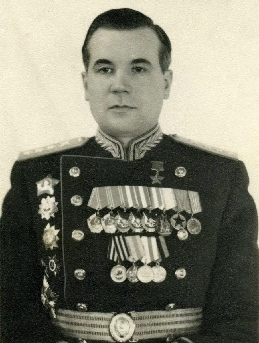 зенитная артиллерия 152мм. 32 гвардейская стрелковая дивизия. герой александр барданов. 122-мм гаубица германия. командира артиллерийского фотограмметрического взвода.