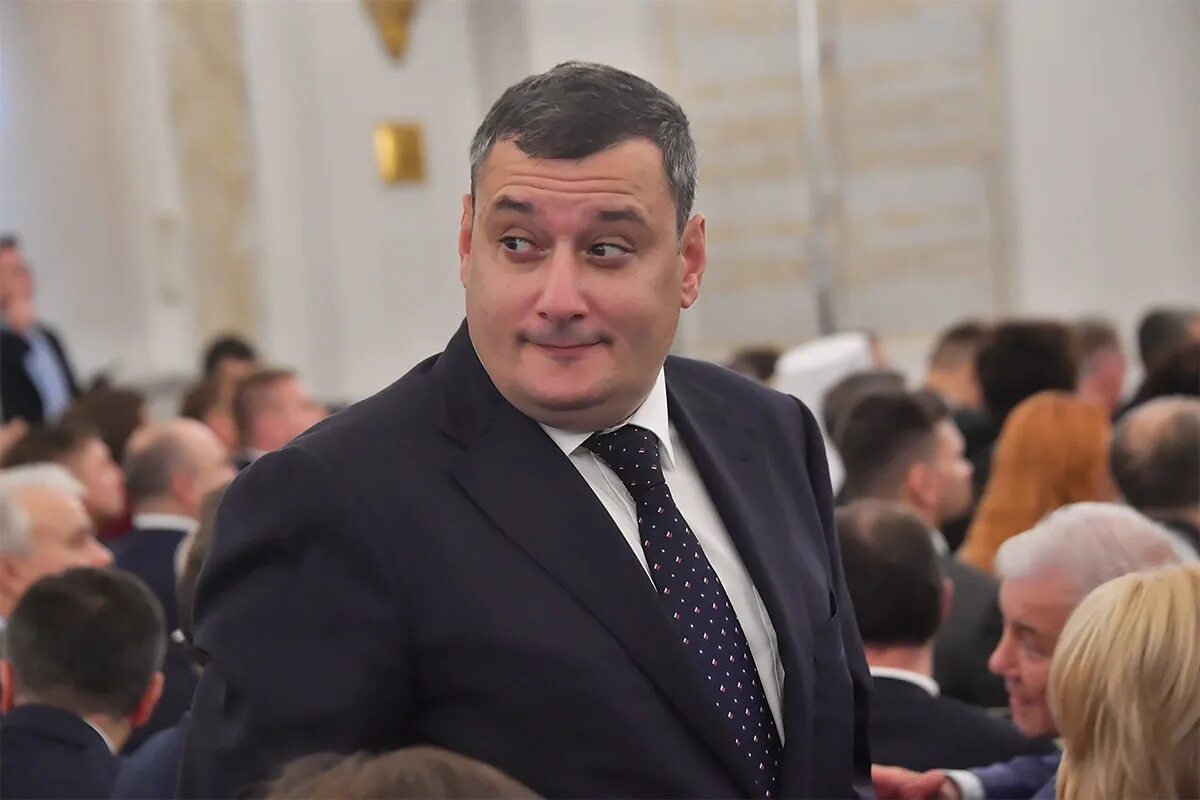 Сообщить крупнейший