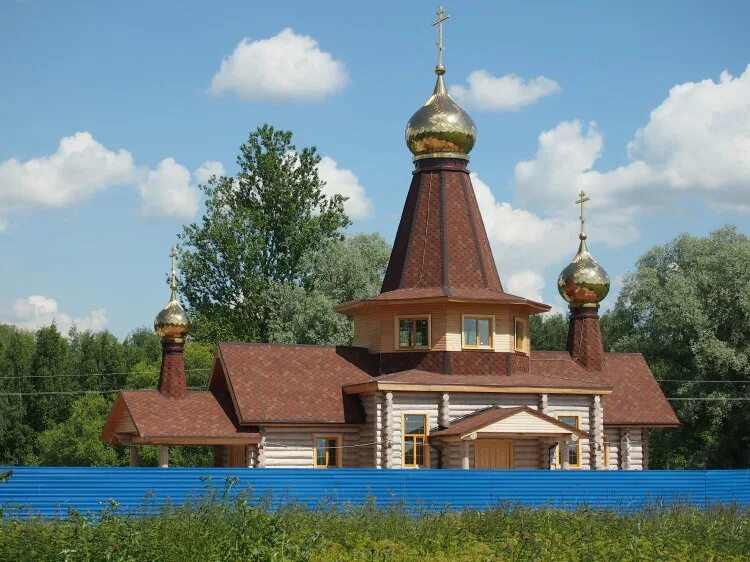 Храм тримифунтского в санкт петербурге. Храм спиридона тримифунтского в детскосельском. храм святителя спиридона тримифунтского сусуман. храм свт спиридона тримифунтского лианозово. храм спиридона тримифунтского пушкин.