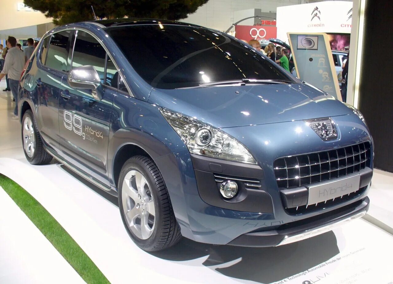 Peugeot 3008 дизель. Peugeot 3008 i. Peugeot 3008 гибрид. Пежо 3008 электромобиль.