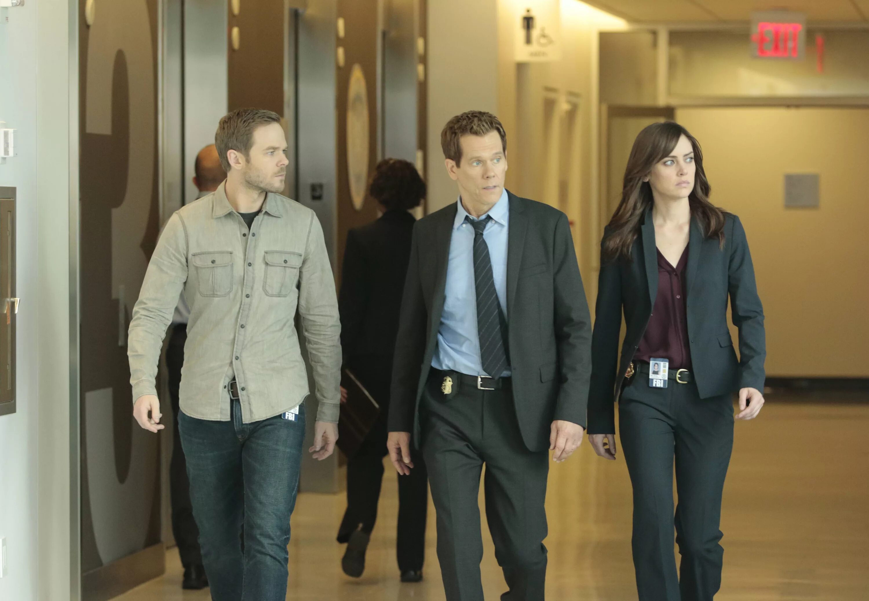 Подражатель сериал 2021. Фбр сериал с 2018 г. Exposed 3. Актриса валери крус. Фбр сериал 2020.