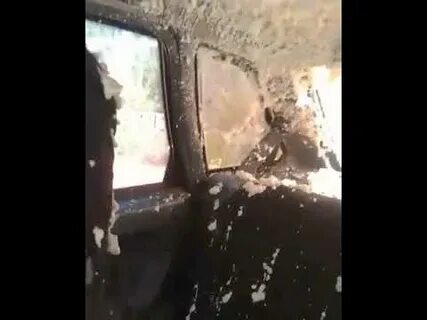 Девушку залили монтажной