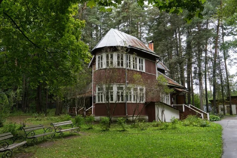 дом-музей бориса пастернака в подмосковье. литературный городок. переделкино дачи писателей. писательский городок в переделкино. дача пастернака в переделкино.