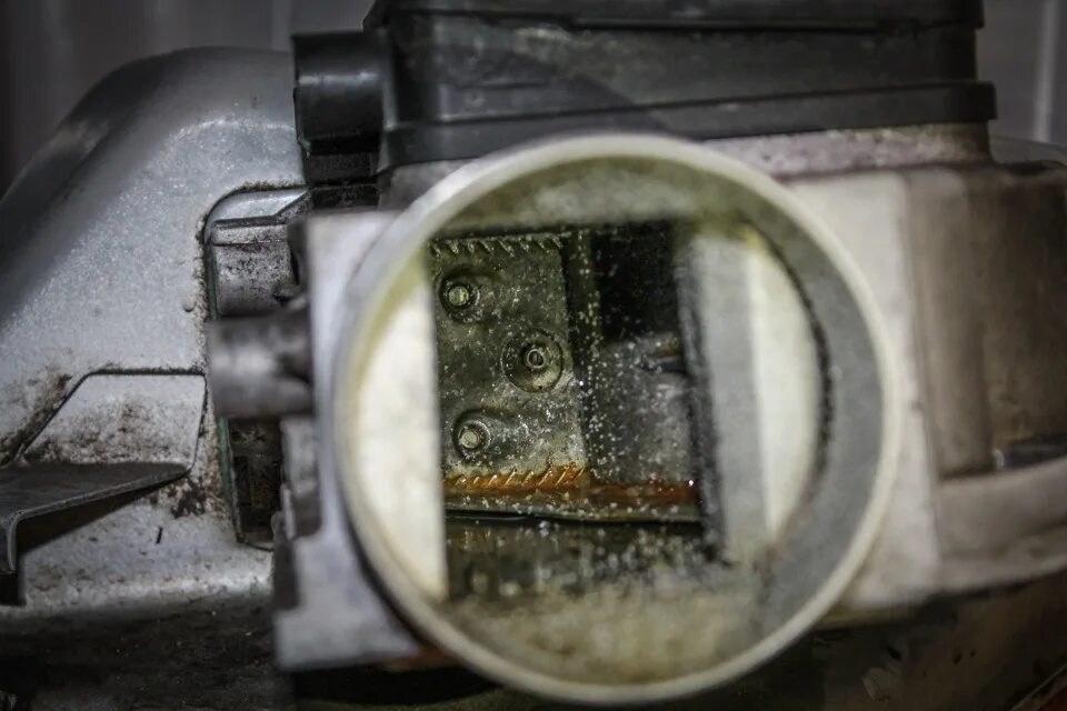 датчик положения дроссельной заслонки altezza. плавают обороты на генераторе. ауди 80 плавают обороты. регулятор оборотов бензогенератора huter регулировка. почему плавают обороты.