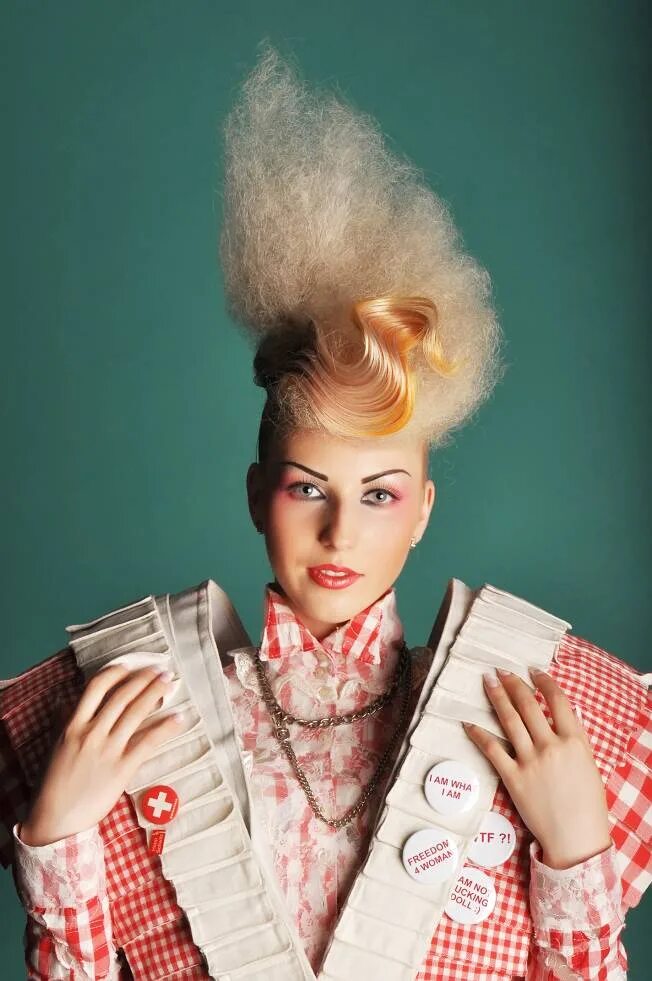 Звезда эстель 2021. Estel color life 2022. Конкурс estel. Реклама эстель 2021. Estel color life конкурс.