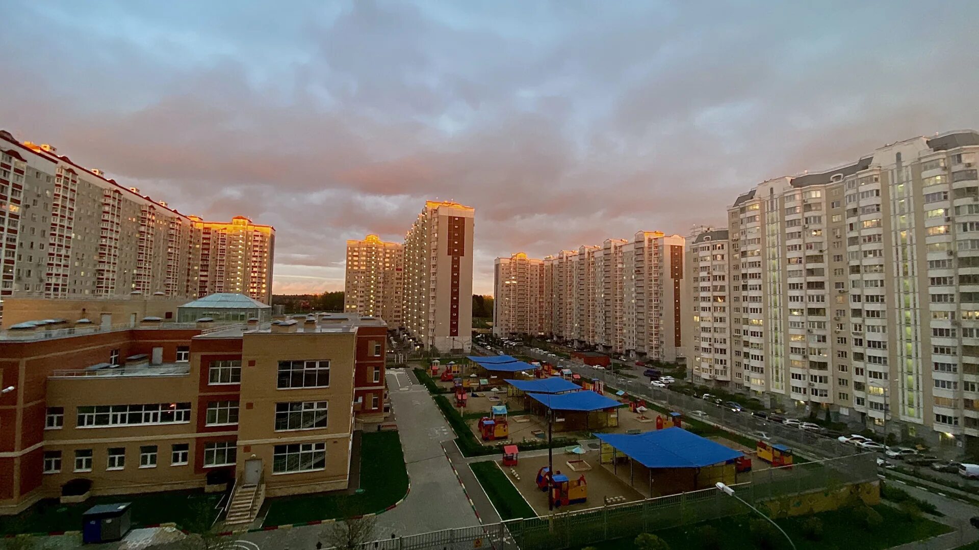 Солнцево парк вк. Район Солнцево парк. Пыхтино Солнцево парк. ЖК микрорайон Солнцево парк. Парк в Солнцево парк.