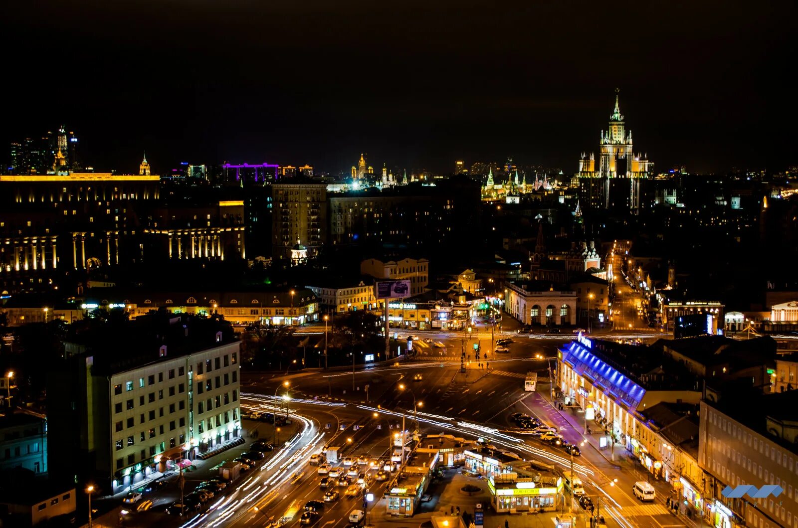 Б г вечерний. Ночной город Москва. Москва ночью. Центр Москвы ночью. Вид на ночную Москву.