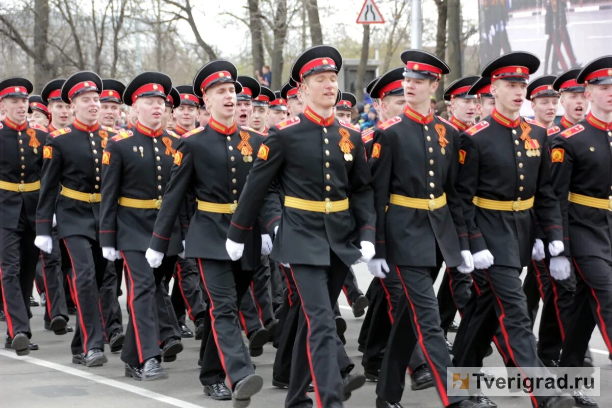 Командующий парадом победы на красной. Участие суворовцев в параде 9 мая на красной площади 2007. Парад Победы, 77 лет, песни.