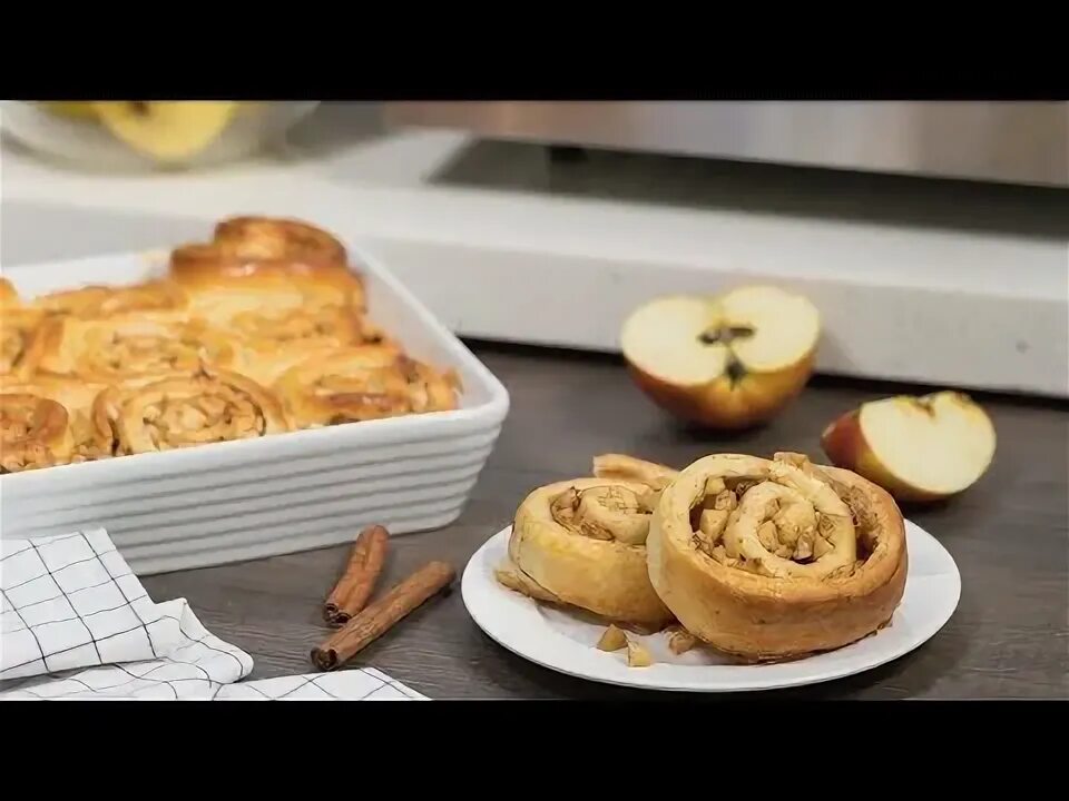 Булочки с яблоком и корицей пошаговый рецепт с фото