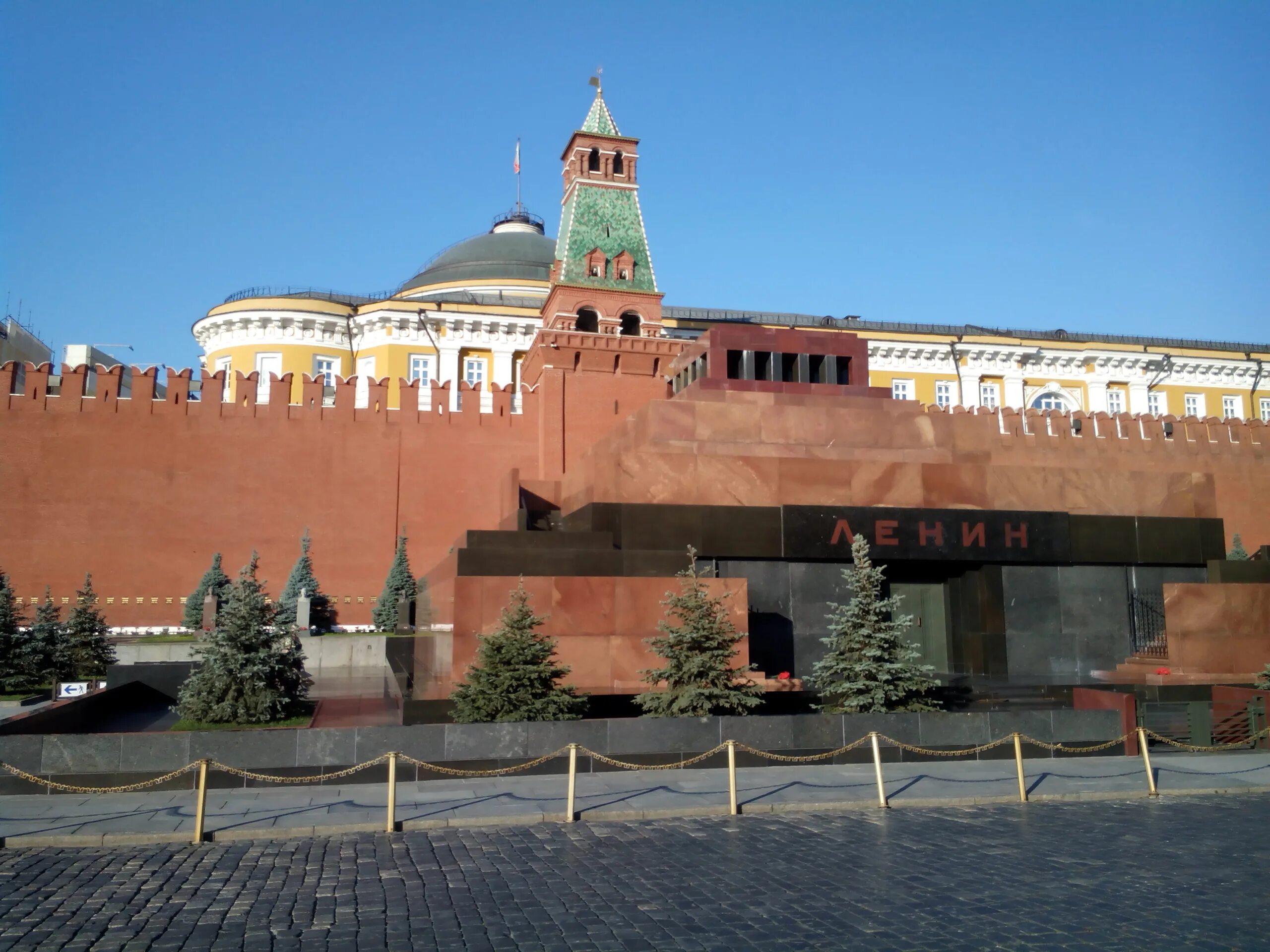 Мавзолей адлер. Мавзолей ленина дата архитектор. достопримечательности москвы мавзолей ленина. симпсоны кремль мавзолей.