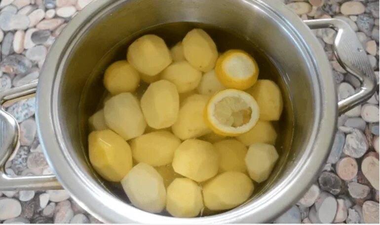 Сколько варить сырую картошку