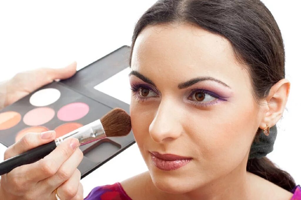 Apply. Девушка умывает лицо. Applying for a job. Apply to job. To apply.