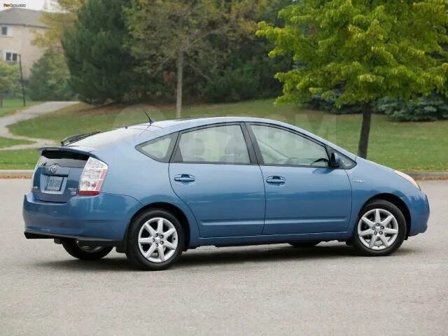 Toyota Prius 20 (nhw20) JapanHybrid