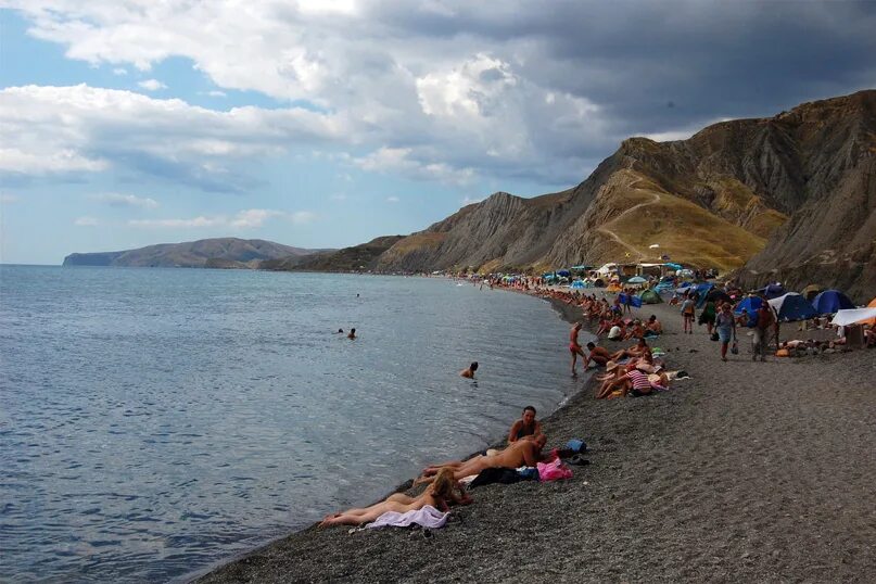 Лисья бухта крым фото отдыхающих девушек Пляж лисья бухта в крыму женщин фото