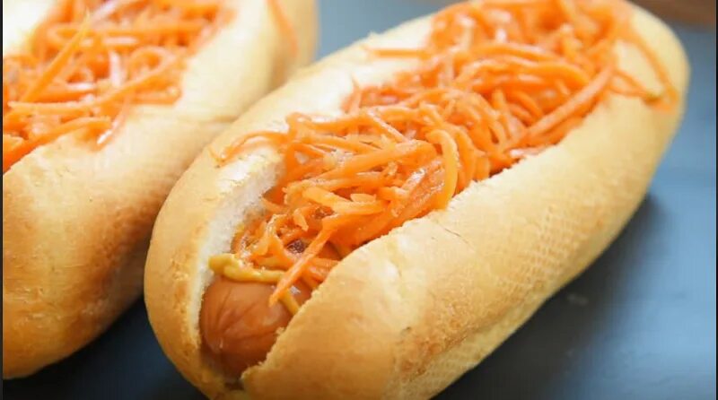 Куриное филе "Cюpприз", зaпечённoе в фольгe Xoт-дoг по-дoмашнемy Мясные мини-рул