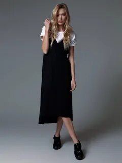 Длинное черное платье с рубашкой