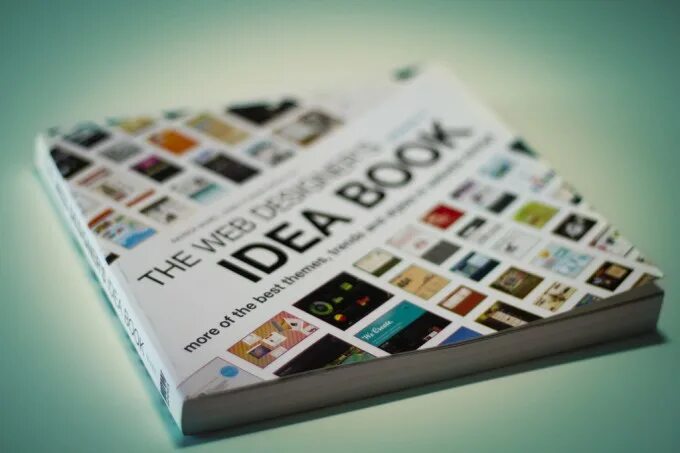 Люстра из книг. Books ideas. Органайзер из коробки. Books ideas. Настольная лампа из книг.